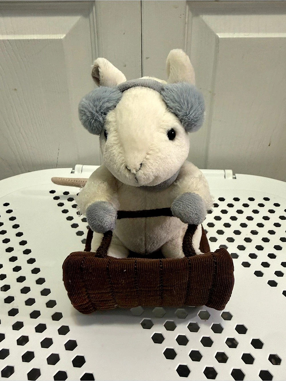 Jellycat Merry Mouse Sleighing Christmas Mouse Sled Plush Retired